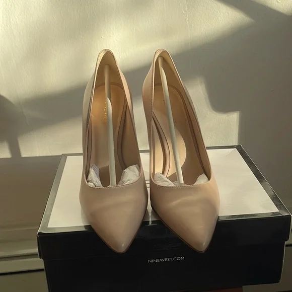 Nine West Nude Tatiana Stiletto Leather Pumps - 8.5 - Picture 2 of 6